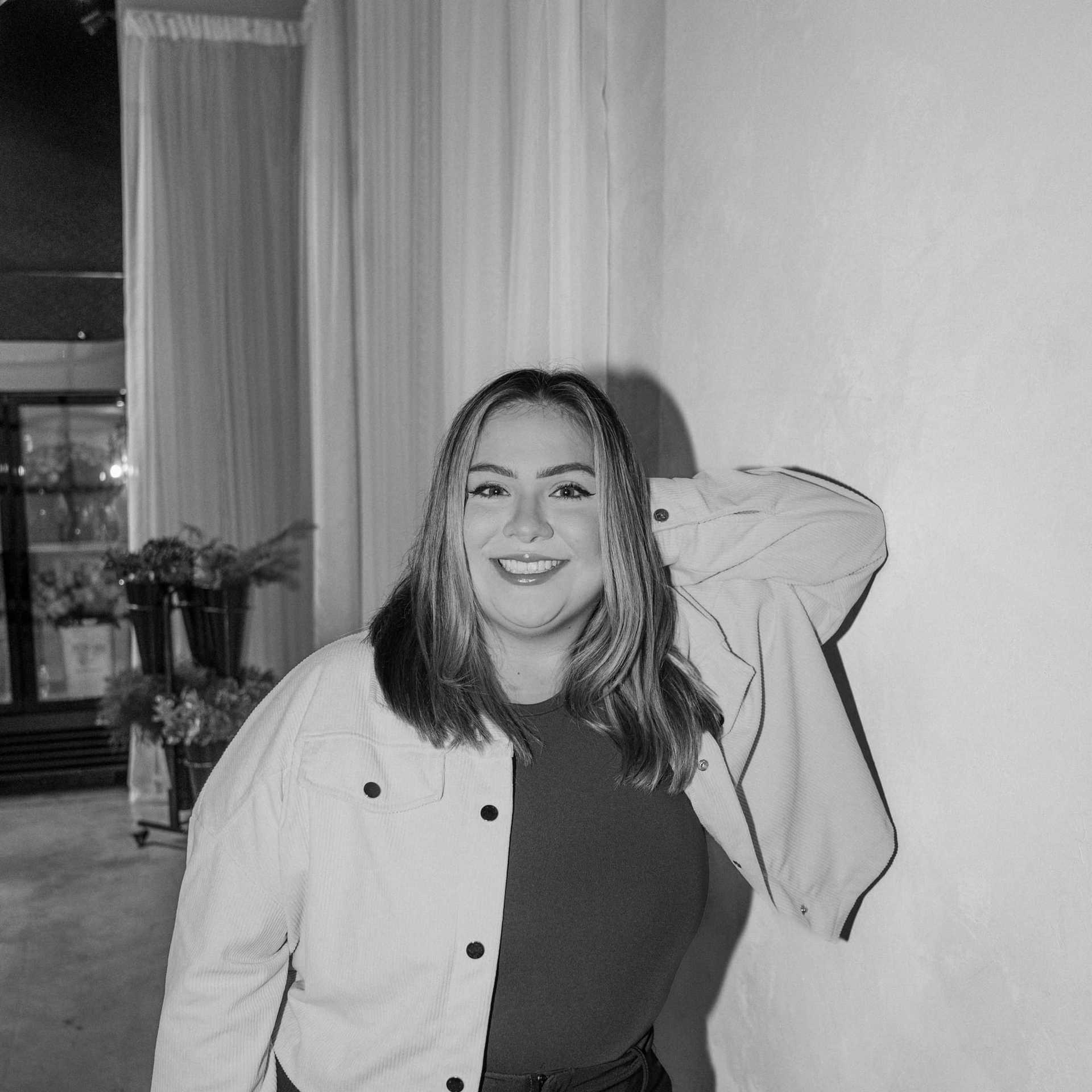 Portrait of Alina Campos, a professional stylist at Chromatique Salon, showcasing their expertise and style.